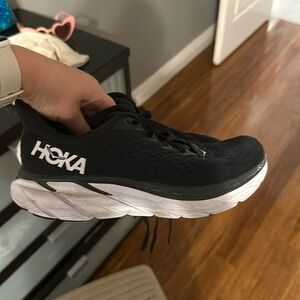 Women’s Hoka Clifton 8